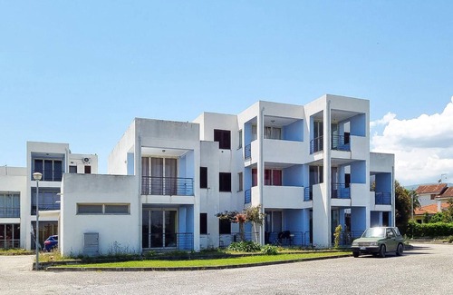 Isca Marina Apartment | Spend a wonderful vacation in this apartment near the beach.