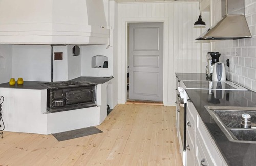 Varmland County House | Spend a wonderful vacation in the cottage near the lake.