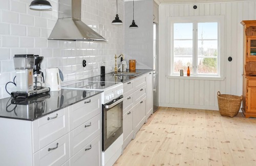 Varmland County House | Spend a wonderful vacation in the cottage near the lake.