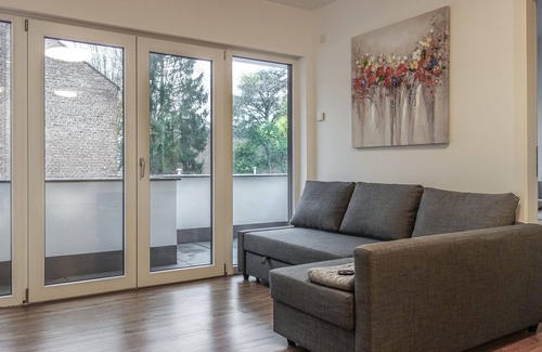 Hilden Apartment | Spend an unforgettable vacation in this comfortable and centrally located apartment.