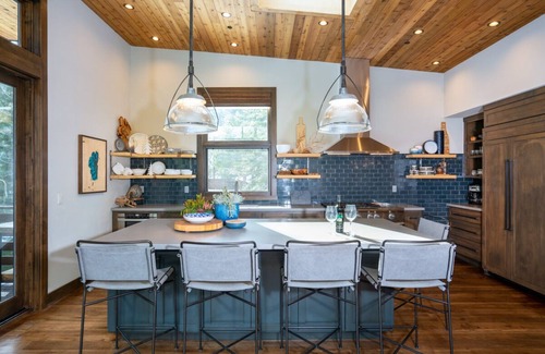 Tahoma House | Spend Fall with Us! Contemporary Alpine-Chic Home with Private Hot Tub; Steps to the Beach!