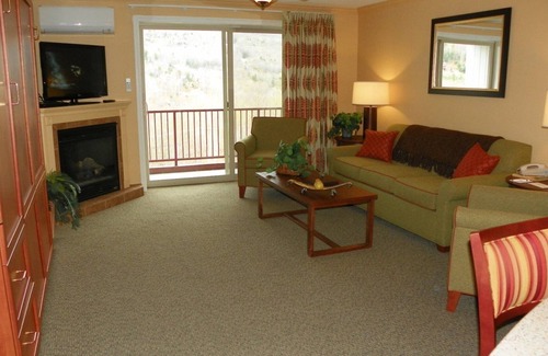 Lincoln House | Spend July 4th at Pollard Brook Resort in Beautiful Lincoln, NH