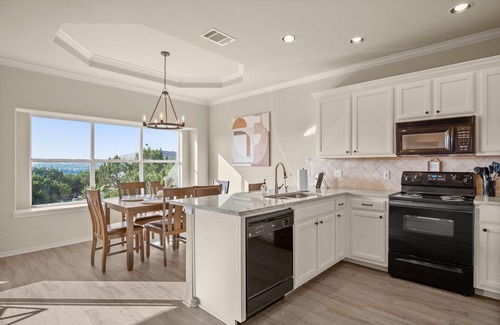 Waterford On Lake Travis House | Spend the Holidays at the Lake! SPECIALS! Free Golf Cart! Lake Travis Access!