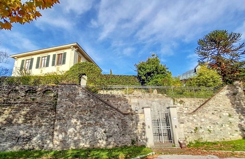 Fivizzano House | Spend your Tuscany vacation in style in this appealing vacation home.