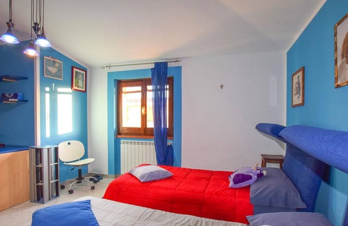 Eden Beach House | Spend your vacation in this beautiful vacation home in Sardinia.