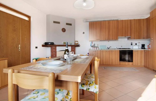 San Gregorio Apartment | Spiaggia.Vela,surf,canottaggio.Pesca.escursioni,mountain-bike.Parco giochi.n