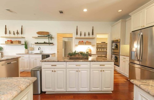 Spicewood House | Spicewood Lodge W/pool, Hottub