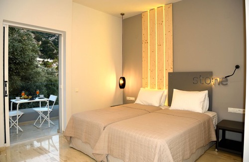 Spilion Apartment | Spilgaia Stone apt in Spili for 2, with spectacular views!