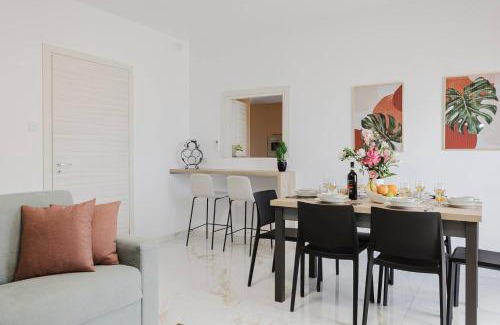 Swieqi Apartment | Spinola Court 2bed W Pool And Parking By Homely