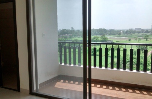 Indore Apartment | Spiritual old Indian cultural city near Airport around 10 kilometers