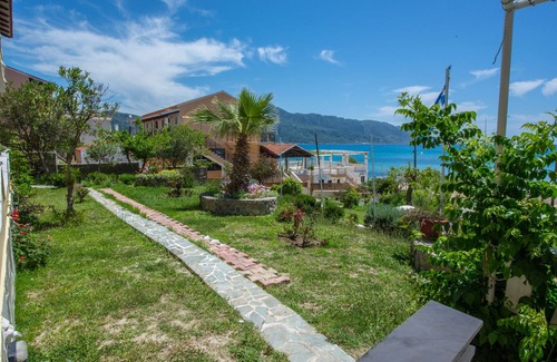 Afionas Apartment | Spiros and Polyxeni Apartment 3 Afionas