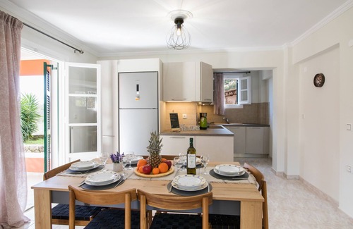 Doukades Apartment | Spiros Holidays House