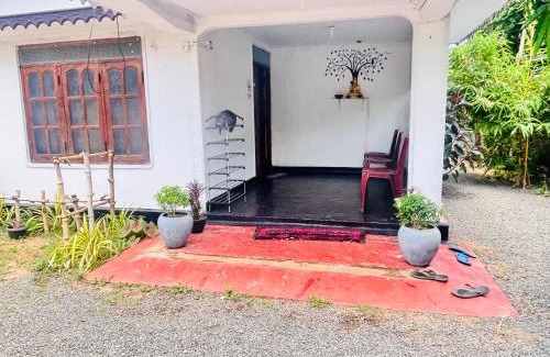 Trincomalee Bed & Breakfast | Spl inn