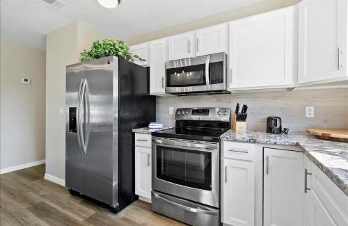 Port Saint Lucie House | Splash Oasis, 4BR, 2BA Heated Pool, BBQ