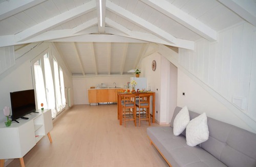Gravellona Toce House | Splendid attic in a quiet and strategic position