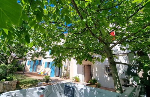 Lupoglav House | Spod Korit - Brgudac, Opatija with hot tub and free parking