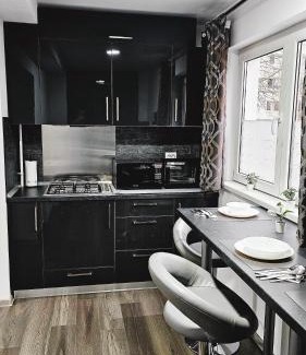 Pitesti Apartment | Spoil Yourself with Style, Comfort and Luxury - Tony's Studios Luxury