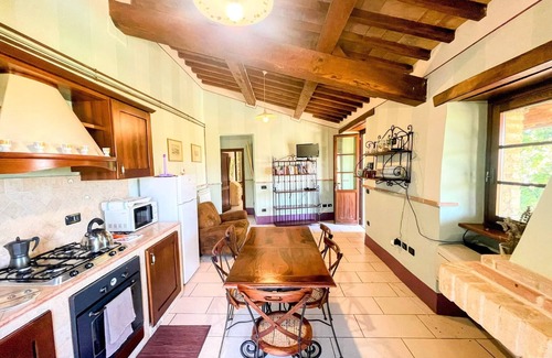 Spoleto Villa | Spoleto Poolside - Sleeps 24