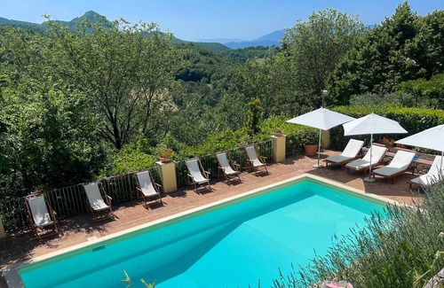Spoleto Villa | Spoleto Splash - Private pool and massive grounds