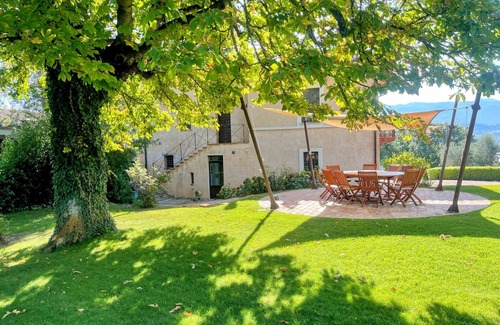 Spoleto House | SPOLETO TRANQUILITA + POOL. SLEEPS 20 SPOLETO CENTRE 15 MINS