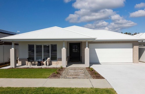 South West Rocks House | Spoondrift - 5 Mins Walk to Beach
