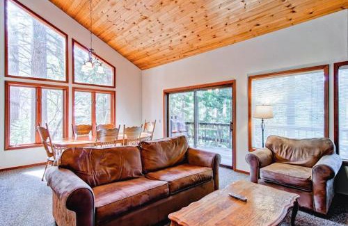 Yosemite West House | Sport Chalet