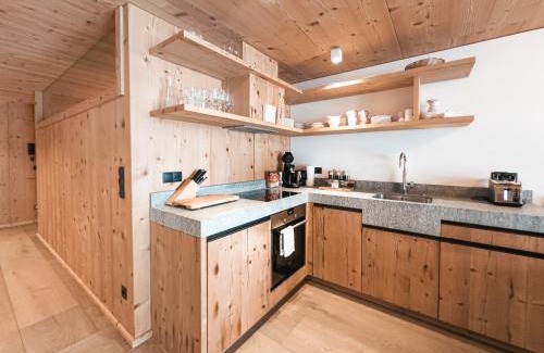 Uderns Apartment | SportLodge BIKE SUITE - Design Apartment with Shared Pool, Whirlpool & Sauna, presented by AlpenLuxus