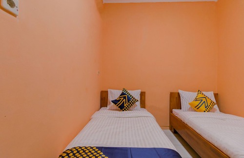 Sukabumi Hotel | SPOT ON 1899 Berkah Homestay