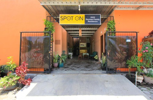Banyuwangi Hotel | SPOT ON 2022 Darman Family Residence Syariah