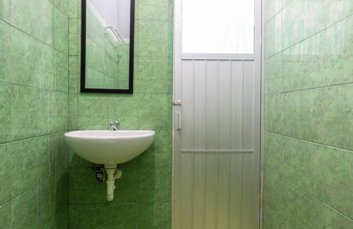 Kupang Hotel | SPOT ON 2063 Bethania Residence