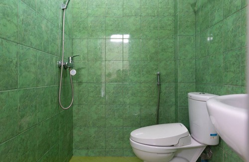 Kupang Hotel | SPOT ON 2063 Bethania Residence