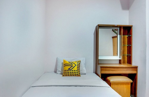 Makassar Hotel | SPOT ON 2214 Wisma Jampea