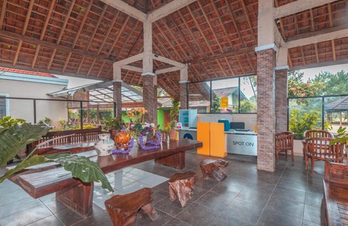 Pamijahan Hotel | SPOT ON 2642 Villa Paul