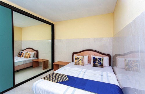Cilacap Hotel | SPOT ON 2815 Hotel Damai