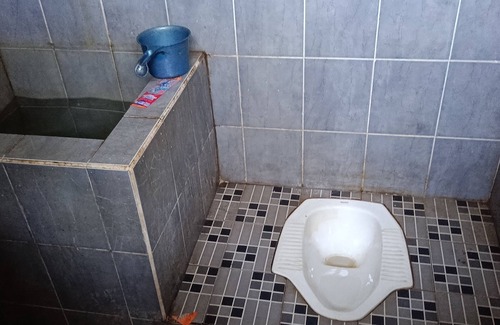 Makassar Hotel | SPOT ON 92658 Wisma Parakita Syariah Near RS Faisal Patalasang