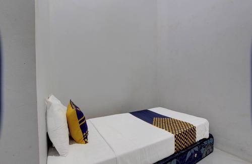 Purwodadi Hotel | SPOT ON 92828 Galih Kost 1 Syariah
