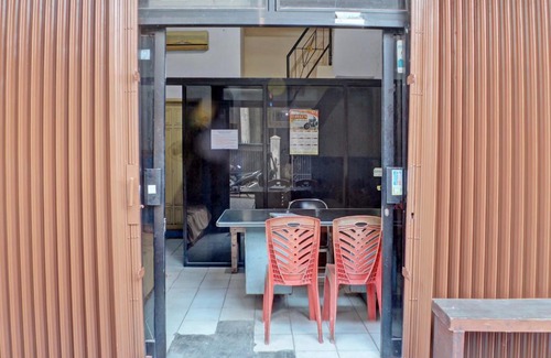 Rajabasa Hotel | SPOT ON 92834 Wisma Dira Tiara Syariah