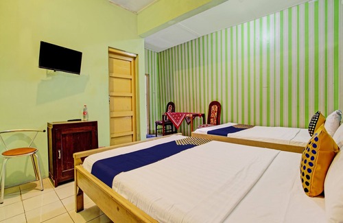 Prambanan Hotel | SPOT ON 93182 Hotel Jaya Kusuma