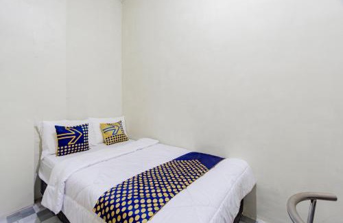 Kediri Hotel | SPOT ON 93967 Hasna Guest House Syariah