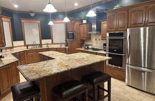 Forest Junction House | Sprawling 3-bedroom estate, with private fishing pond. 25 minutes from Lambeau!