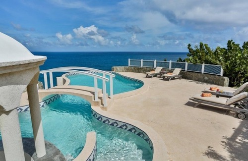 Sea Breeze Hills Villa | Sprawling Villa With Uninterrupted Sea Views - Equinox 4 Bedroom Villa by RedAwning