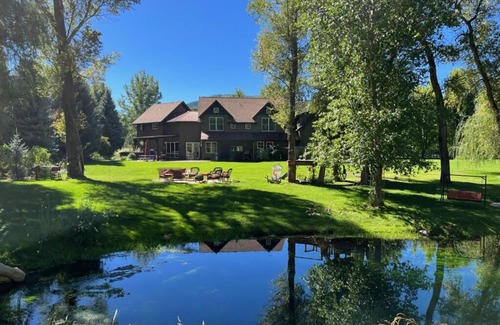 Basalt House | Spring Creek Home Near Aspen And Walking Distance to Whole Foods in Basalt