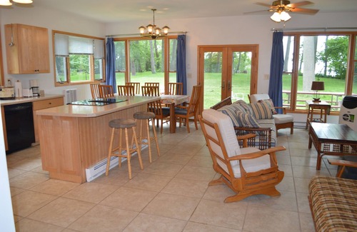 Lakeside House | *SPRING DISCOUNT!* (See description) Updated Lake House with Private Beach!