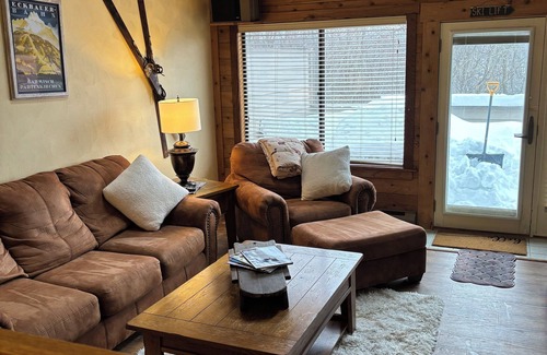 Seven Springs Condo | Spring is here and so is the hiking, biking and golf!
