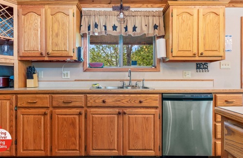 Miami Cabin | Spring River Fishing Cabins - Great Cedar Lodge