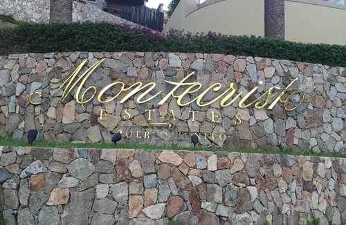 Pedregal House | SPRING-SUMMER DATES AVAILABLE IN 3 & 4-BEDROOM MONTECRISTO VILLA W. OPTION AI…