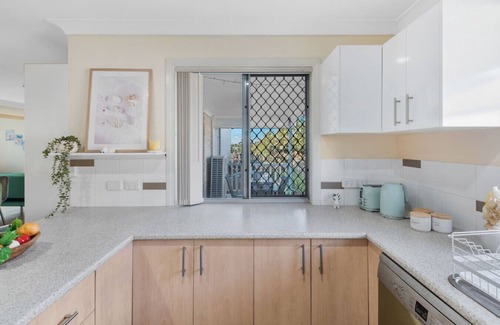 Springfield Lakes House | Springfield lake六房带车库大house