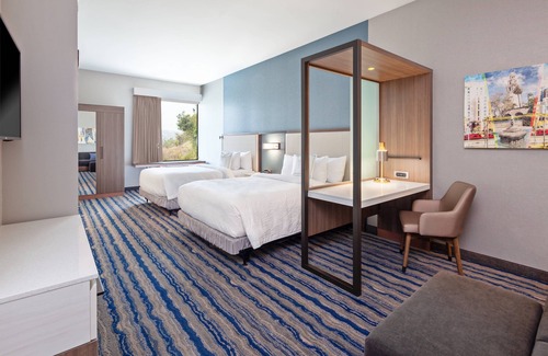 Central Escondido Hotel | SpringHill Suites by Marriott Escondido Downtown