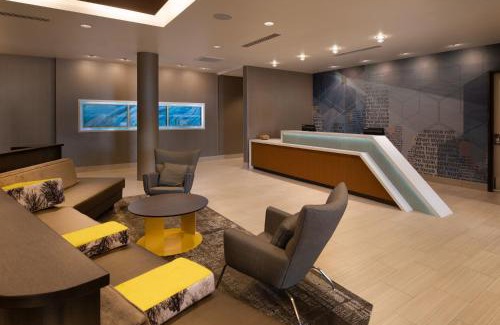 Reno/Tahoe Airport Hotel | SpringHill Suites by Marriott Reno