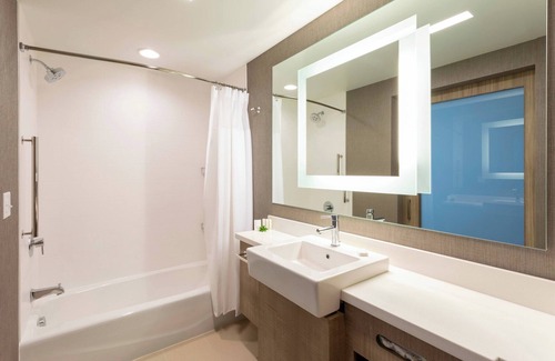 Maple Grove Hotel | SpringHill Suites by Marriott Minneapolis Maple Grove/Arbor Lakes